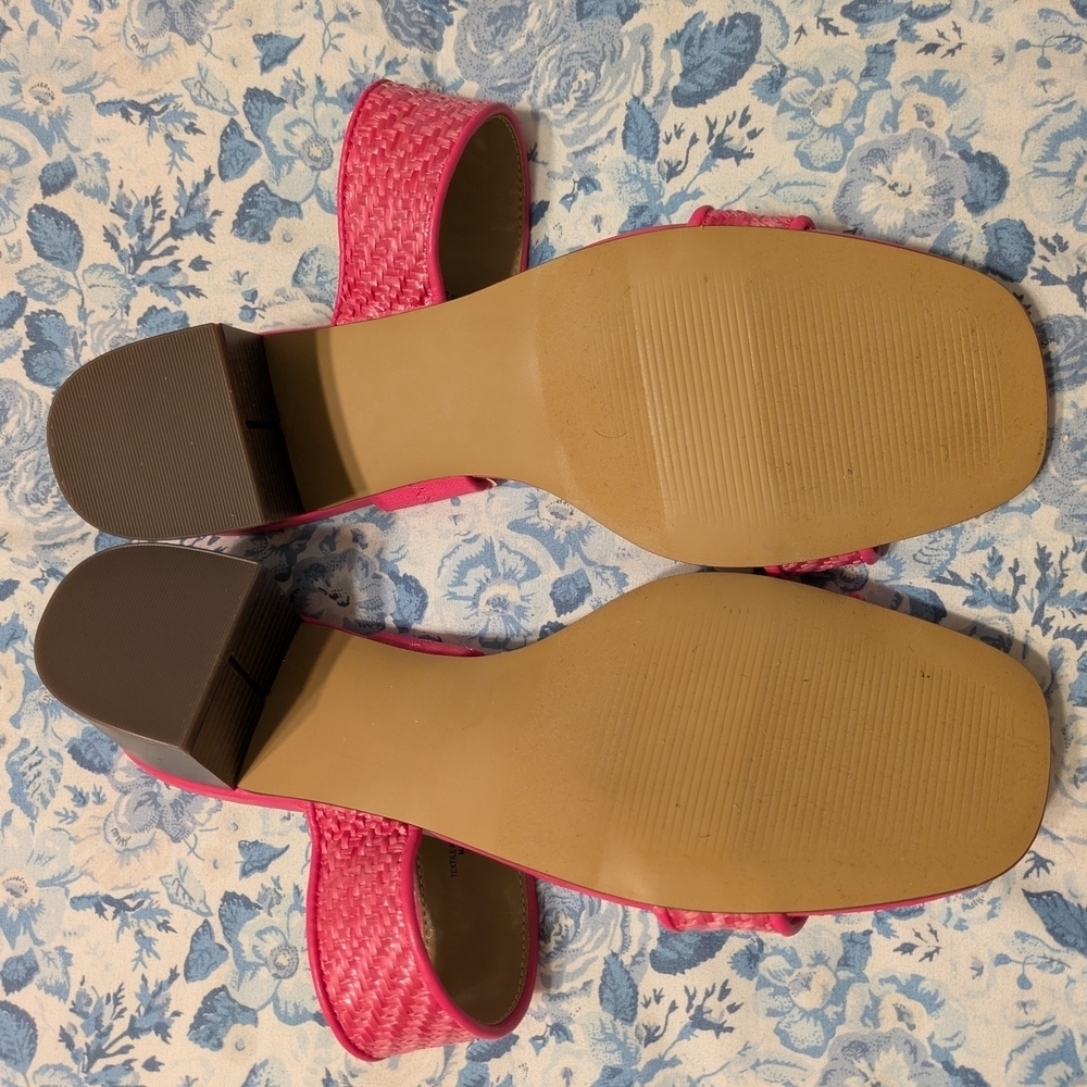 Stylish Pink Sandals - Picture 2 of 5